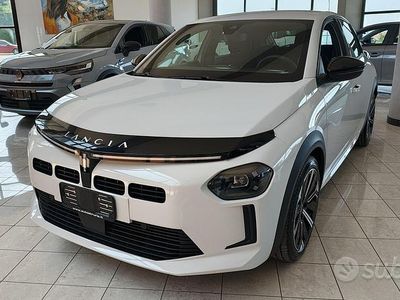 Nuova Lancia Ypsilon 100 CV (73 kW) 2025 Bianco Utilitaria