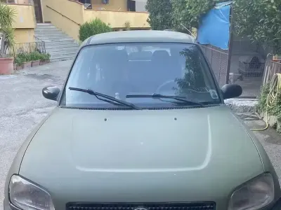 Usata Toyota RAV4 128 CV (94 kW) 1998 Verde Berlina