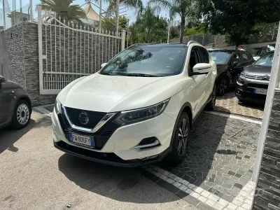 Usata Nissan Qashqai Tekna+ 116 CV (85 kW) 2019 Bianco SUV