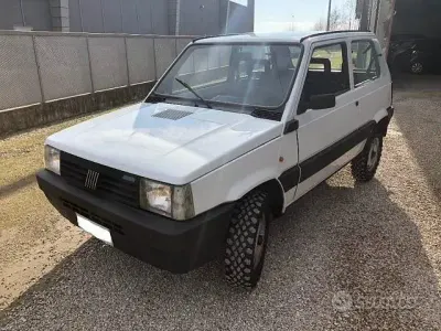 Usata Fiat Panda 4x4 Trekking 50 CV (36 kW) 1990 Bianco Utilitaria