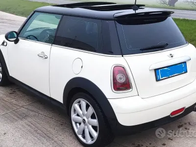 Usata Mini Cooper D 109 CV (80 kW) 2008 Utilitaria
