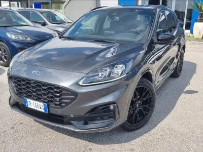 Usata Ford Kuga ST-Line X 225 CV (165 kW) 2023 Magn.grey SUV