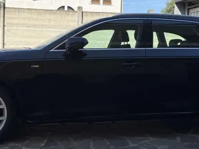 Usata Audi A4 S-Line 150 CV (110 kW) 2019 Nero Station wagon