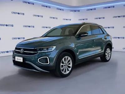 Usata VW T-Roc Style 110 CV (80 kW) 2023 Blu SUV