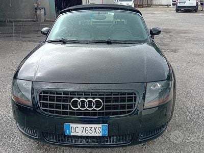 Usata Audi TT Roadster 190 CV (139 kW) 2006 Nero Cabrio