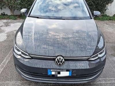 Usata VW Golf VIII Style 131 CV (96 kW) 2020 Grigio Berlina