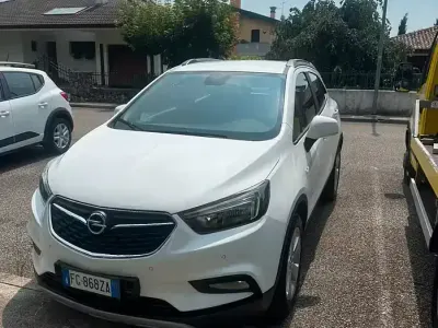 Usata Opel Mokka X 110 CV (80 kW) 2017 Bianco SUV