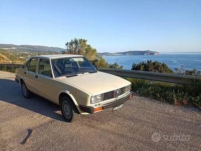Usata Alfa Romeo Alfetta 130 CV (95 kW) 1980 Bianco Berlina