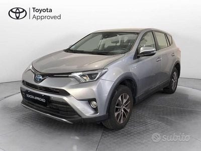 Usata Toyota RAV4 Hybrid Active 197 CV (144 kW) 2017 Agento SUV