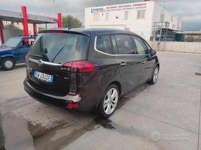 Usata Opel Zafira Tourer 131 CV (96 kW) 2015 Marrone Monovolume