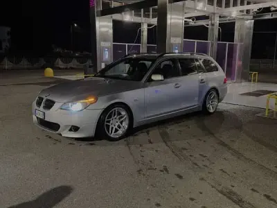 Usata BMW 535 272 CV (200 kW) 2005 Grigio Station wagon