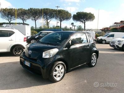 Usata Toyota iQ 68 CV (50 kW) 2009 Nero Utilitaria