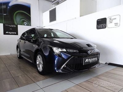 Usata Toyota Corolla Business Edition 98 CV (72 kW) 2021 Blu Station wagon