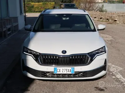 Usata Skoda Octavia Selection 150 CV (110 kW) 2024 Bianco Station wagon