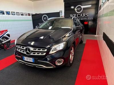 Usado Mercedes GLA220 Executive 136 CV (100 kW) 2017 Azul SUV