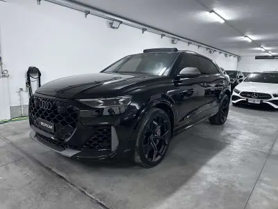 Usata Audi Q8 Performance 640 CV (470 kW) 2024 Nero SUV