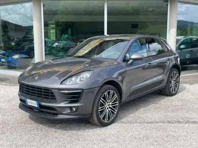 Używany Porsche Macan 250 KM (183 kW) 2015 Szary SUV