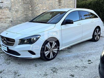 Mercedes CLA200
