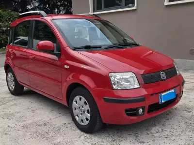 Usata Fiat Panda Classica 69 CV (50 kW) 2012 Rosso Utilitaria