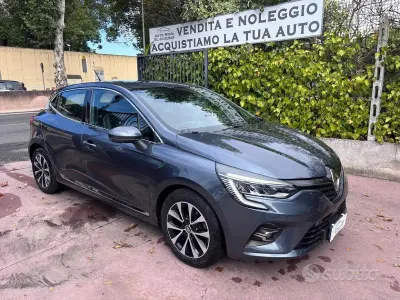 Usata Renault Clio IV Intens 116 CV (85 kW) 2019 Grigio Berlina