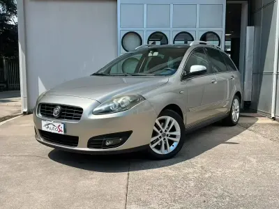 Usata Fiat Croma Emotion 120 CV (88 kW) 2010 Grigio Station wagon