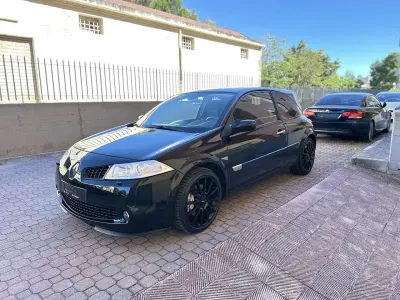 Usata Renault Mégane R.S. 224 CV (164 kW) 2006 Nero Berlina