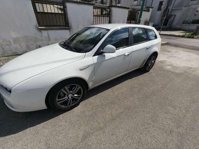 Usata Alfa Romeo 159 Progression 120 CV (88 kW) 2010 Station wagon