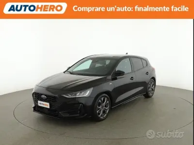 Begagnad Ford Focus ST-Line 120 HK (88 kW) 2022 Svart Sedan