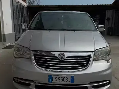 Usata Lancia Voyager