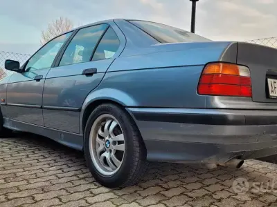 Usata BMW 318 115 CV (84 kW) 1995 Grigio Berlina