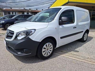 Mercedes Citan 111