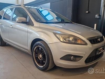 Usata Ford Focus 136 CV (100 kW) 2008 Grigio Berlina