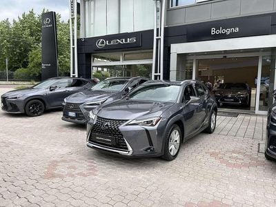 Usata Lexus UX 250h Executive Line 184 CV (135 kW) 2022 Grigio SUV