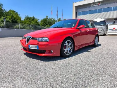 Usata Alfa Romeo 156 GTA 250 CV (183 kW) 2003 Rosso Station wagon