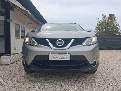 Używany Nissan Qashqai N-Connecta 110 KM (80 kW) 2016 Srebrny SUV