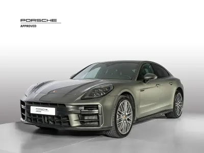 Usata Porsche Panamera 2024 Verde aventurine metallizzato Utilitaria