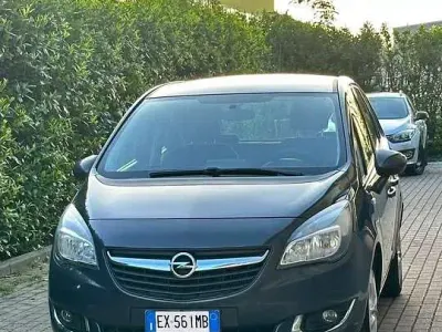 Occasion Opel Meriva Cosmo 95 ch (69 kW) 2014 Noir Monospace