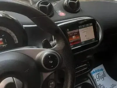 Begagnad Smart ForFour 2017 Grå Halvkombi