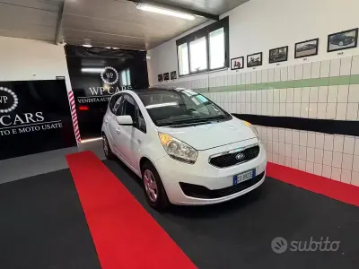 Usata Kia Venga Active 77 CV (56 kW) 2013 Bianco Utilitaria