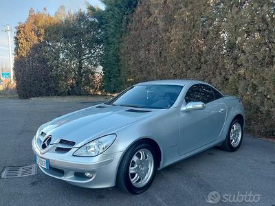 Usata Mercedes SLK200 163 CV (119 kW) 2005 Grigio Cabrio