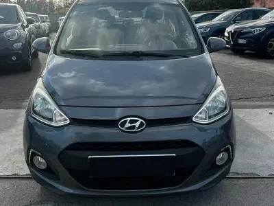 Usata Hyundai i10 Edition 67 CV (49 kW) 2016 Grigio Utilitaria