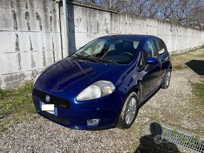 Usata Fiat Grande Punto 2006 Blu Utilitaria
