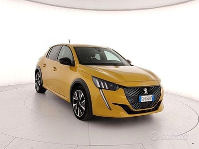 Usata Peugeot 208 GT 100 CV (73 kW) 2021 Giallo Utilitaria