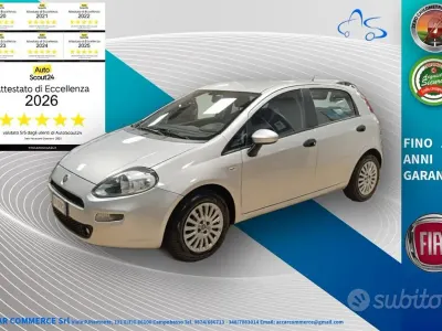 Usata Fiat Punto Young 85 CV (62 kW) 2015 Grigio Utilitaria