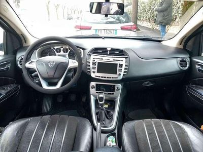 Usata Lancia Delta 150 CV (110 kW) 2010 Utilitaria