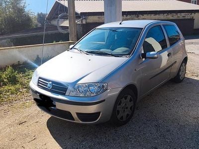 Usata Fiat Punto 69 CV (50 kW) 2006 Grigio Utilitaria