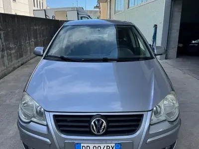 Usata VW Polo Trendline 60 CV (44 kW) 2007 Grigio Utilitaria