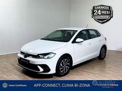 Usata VW Polo Life 80 CV (58 kW) 2023 Pure white Utilitaria