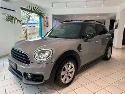 Usata Mini Cooper D Countryman Business 150 CV (110 kW) 2019 Grigio SUV