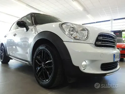 Usata Mini Cooper D Countryman 110 CV (80 kW) 2016 Bianco SUV